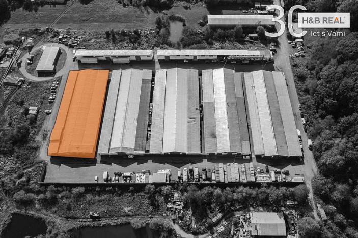 Pronájem skladu, Slušovice, 1200 m2