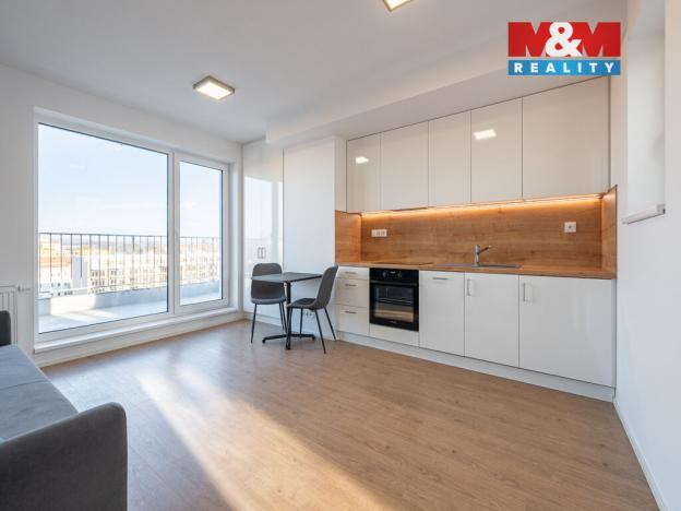 Pronájem bytu 1+kk, Benešov, Dukelská, 35 m2