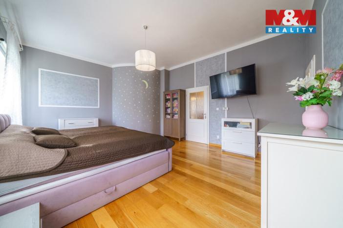 Prodej rodinného domu, Karlovy Vary - Hůrky, Motýlí, 244 m2