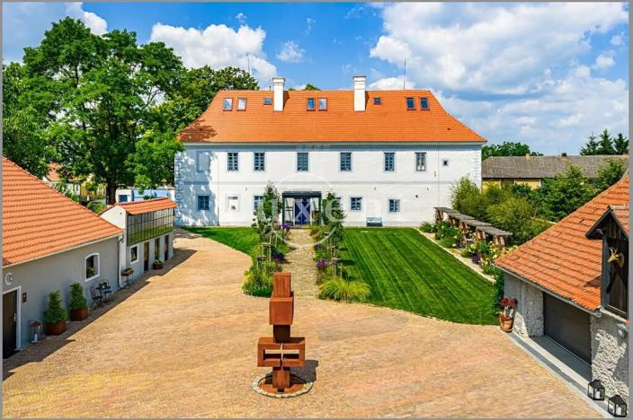 Prodej ubytování, Hluboká nad Vltavou, 1114 m2