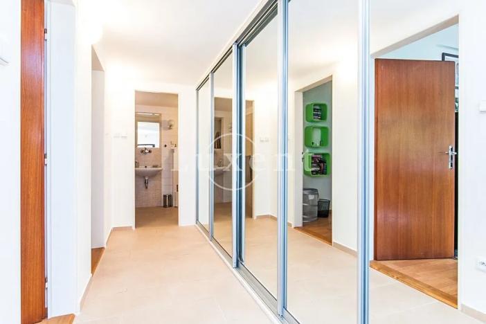 Pronájem rodinného domu, Praha - Kunratice, Ke hrádku, 417 m2