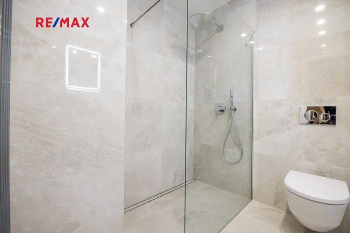 Pronájem bytu 2+kk, Praha - Vinohrady, Záhřebská, 49 m2