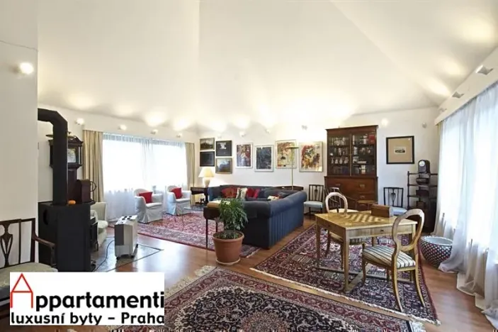 Pronájem rodinného domu, Praha - Kunratice, Ke hrádku, 417 m2