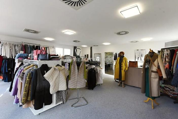 Pronájem obchodního prostoru, Strakonice, Bezděkovská, 194 m2