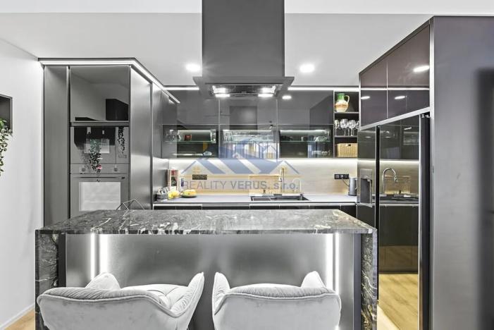 Pronájem bytu 3+kk, Beroun, U Židovského hřbitova, 77 m2