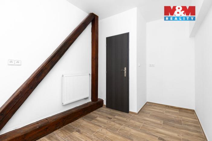 Pronájem bytu 3+1, Pardubice - Bílé Předměstí, Dašická, 80 m2