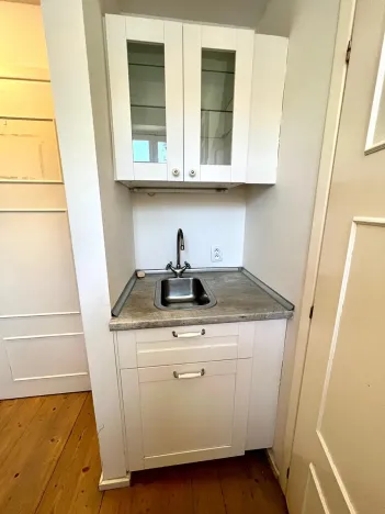 Pronájem bytu 1+kk, Praha - Smíchov, U Pernikářky, 14 m2