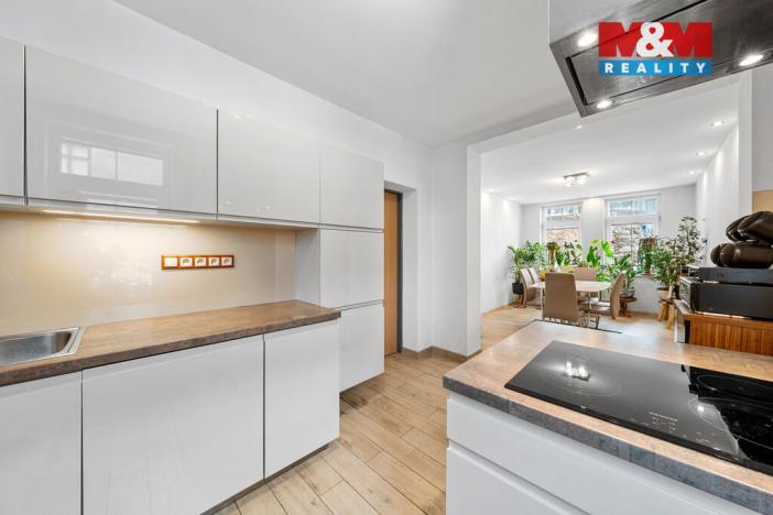 Prodej rodinného domu, Horní Blatná, Vančurova, 230 m2