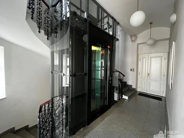 Pronájem kanceláře, Praha - Nové Město, Rumunská, 26 m2