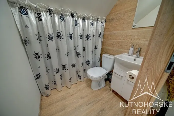 Prodej chaty, Červené Janovice, 80 m2