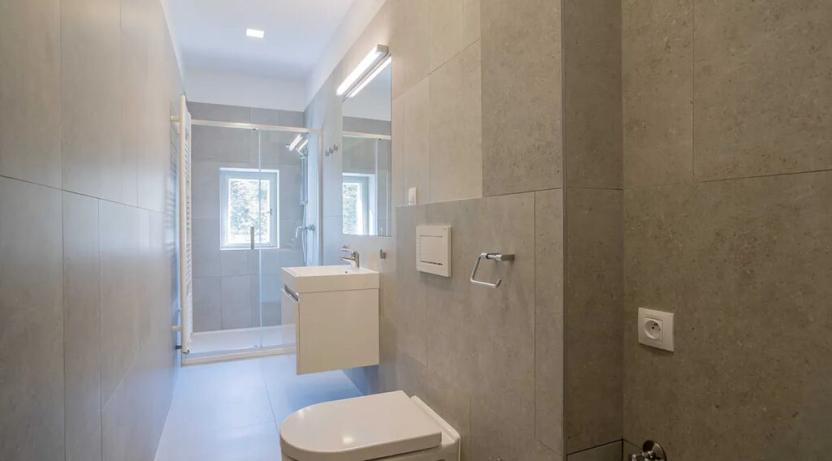 Pronájem bytu 2+kk, Praha, Křižíkova, 59 m2