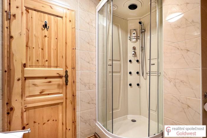 Prodej rodinného domu, Cvikov - Naděje, 210 m2