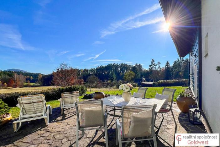 Prodej rodinného domu, Cvikov - Naděje, 210 m2