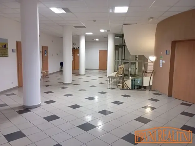Pronájem kanceláře, Uherský Brod, Přemysla Otakara II., 47 m2