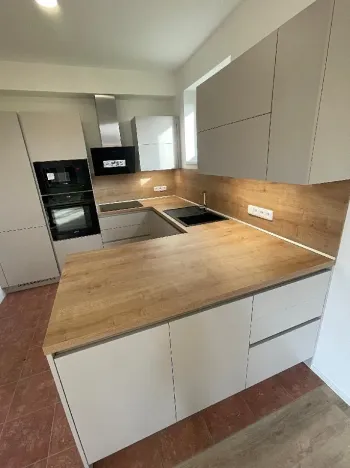 Pronájem rodinného domu, Pardubice, 28. října, 262 m2