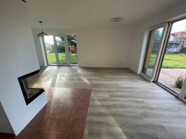 Pronájem rodinného domu, Pardubice, 28. října, 262 m2