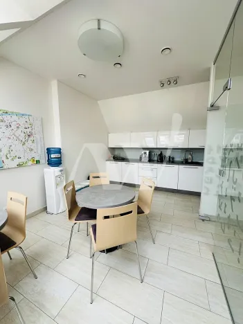 Pronájem kanceláře, Praha - Josefov, Pařížská, 222 m2