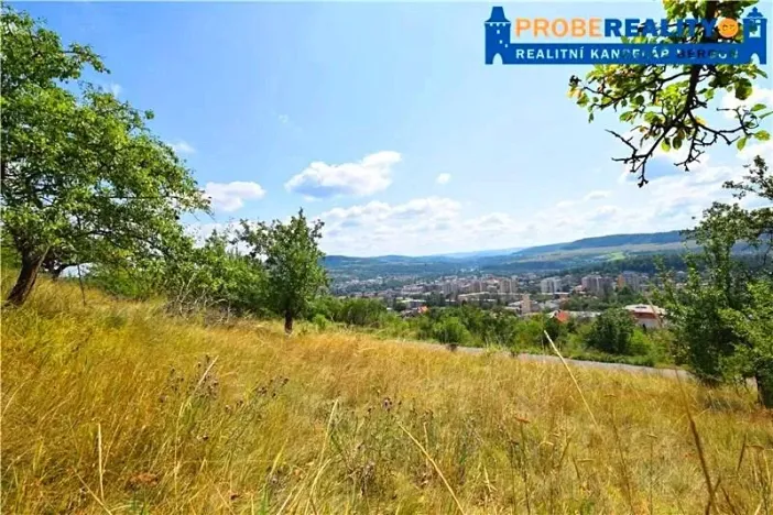 Prodej pozemku pro bydlení, Beroun, samota Pod Studánkou, 1200 m2