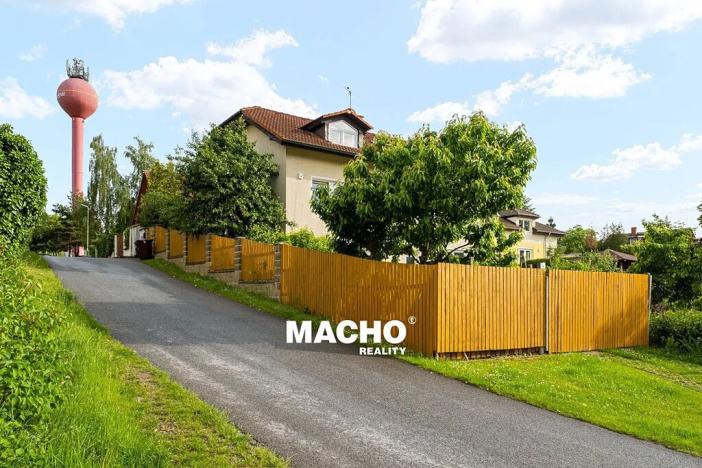 Prodej rodinného domu, Řitka, U vodojemu, 333 m2