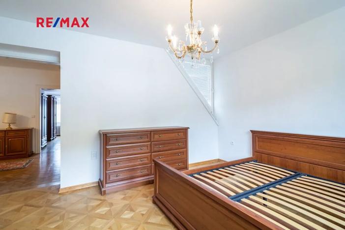 Prodej vily, Slaný, Máchova, 352 m2