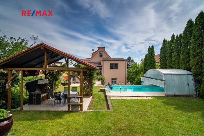 Prodej vily, Slaný, Máchova, 352 m2