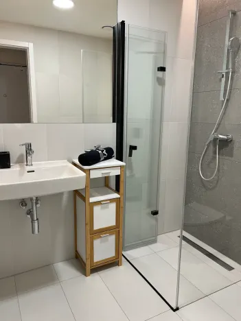 Pronájem bytu 1+kk, Praha - Smíchov, Grafická, 35 m2