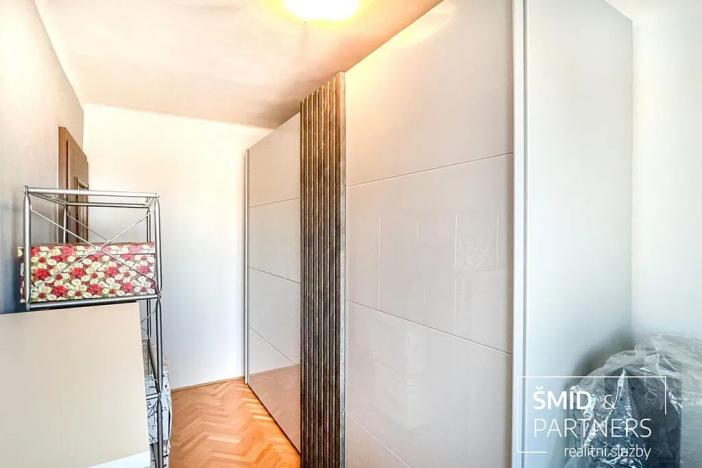 Prodej bytu 3+1, Kolín, Na Magistrále, 57 m2