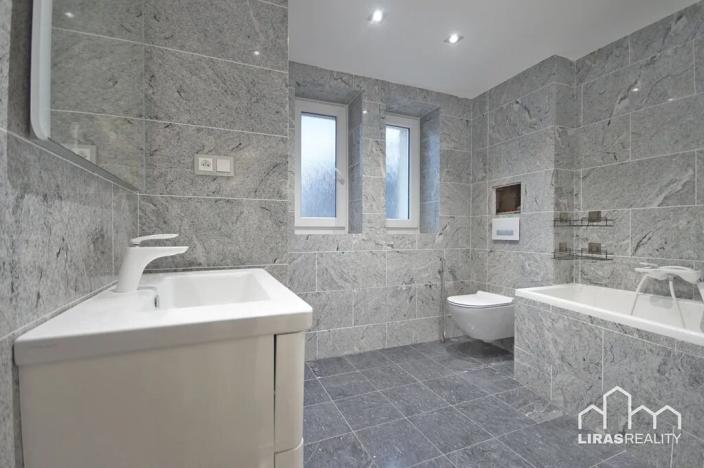 Pronájem bytu 2+1, Roudnice nad Labem, Budovatelů, 51 m2