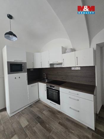 Prodej činžovního domu, Cvikov - Cvikov I, Komenského, 245 m2