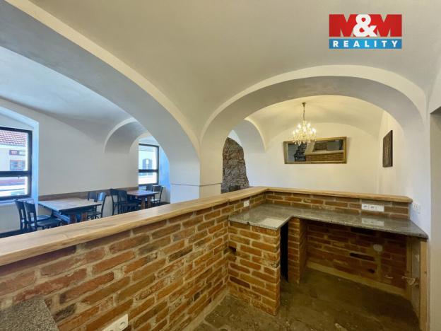 Pronájem restaurace, Blatná, náměstí Míru, 300 m2