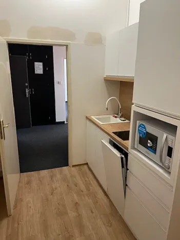 Pronájem kanceláře, Praha - Žižkov, Tovačovského, 58 m2