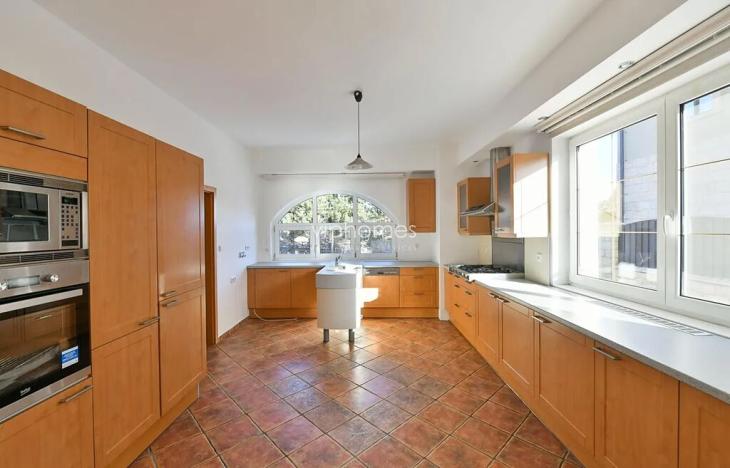 Pronájem vily, Praha - Nebušice, 360 m2