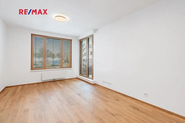 Pronájem bytu 2+kk, Praha - Radlice, U Komína, 54 m2