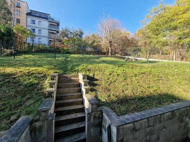 Pronájem bytu 2+kk, Praha - Smíchov, Křížová, 42 m2