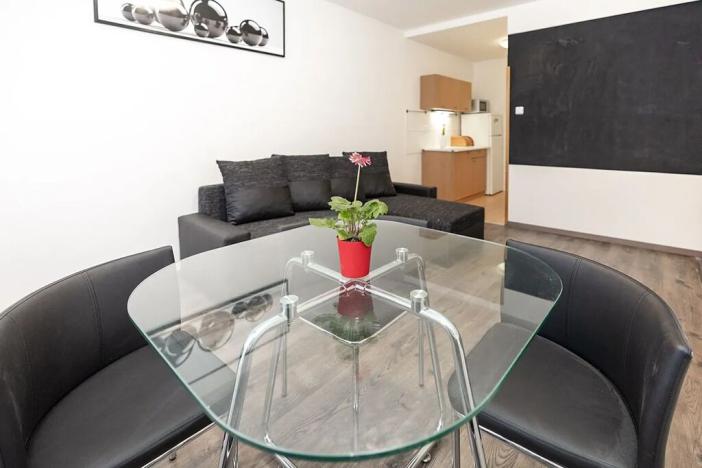 Pronájem bytu 2+kk, Praha - Krč, Na strži, 53 m2