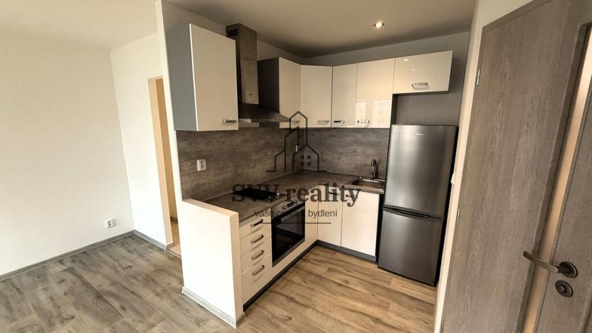 Pronájem bytu 2+kk, Praha - Krč, Bernolákova, 39 m2