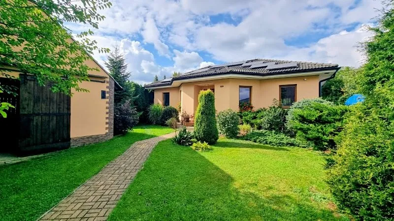 Prodej rodinného domu, Stařeč, 140 m2