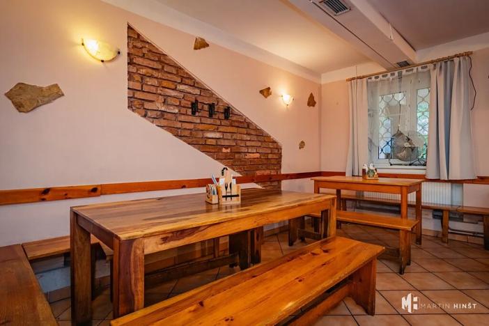 Prodej restaurace, Praha - Strašnice, Gutova, 301 m2