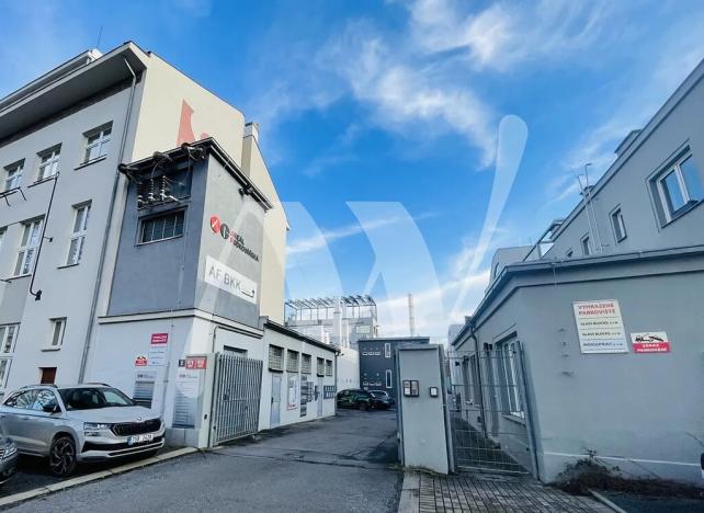 Pronájem kanceláře, Praha - Vysočany, Podkovářská, 456 m2