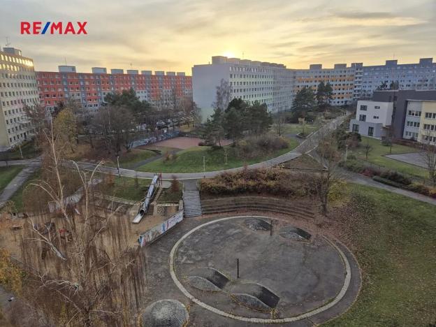 Prodej bytu 3+1, Praha - Stodůlky, Trávníčkova, 73 m2