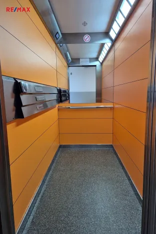 Prodej bytu 3+1, Praha - Stodůlky, Trávníčkova, 73 m2