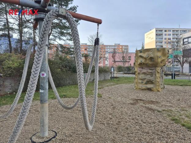 Prodej bytu 3+1, Praha - Stodůlky, Trávníčkova, 73 m2