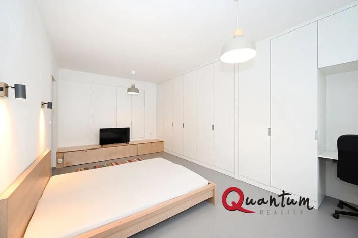 Pronájem bytu 2+kk, Praha - Holešovice, U průhonu, 54 m2