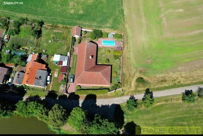 Prodej rodinného domu, Korno, 236 m2