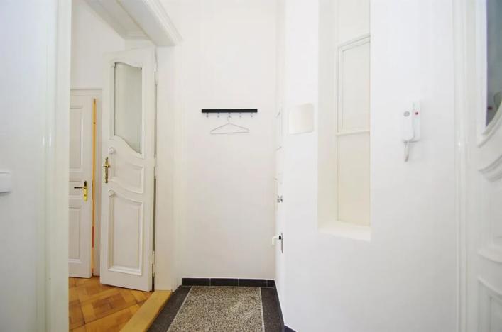 Pronájem bytu 1+kk, Praha - Staré Město, Martinská, 32 m2