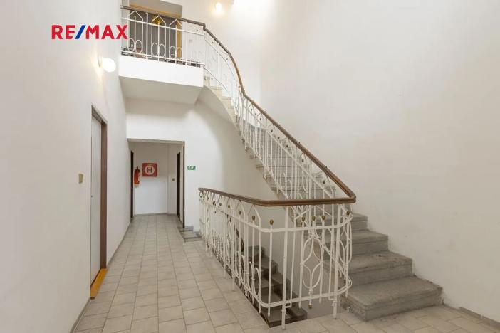 Prodej obchodního prostoru, Dašice, náměstí T. G. Masaryka, 957 m2