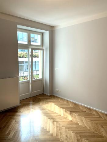 Pronájem bytu 2+kk, Praha - Smíchov, Pivovarská, 53 m2