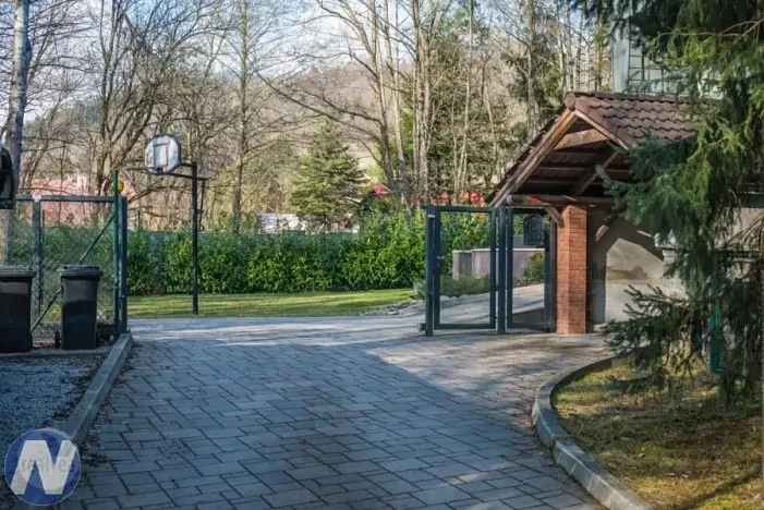 Prodej vily, Mýto pod Ďumbierom, Slovensko, 385 m2