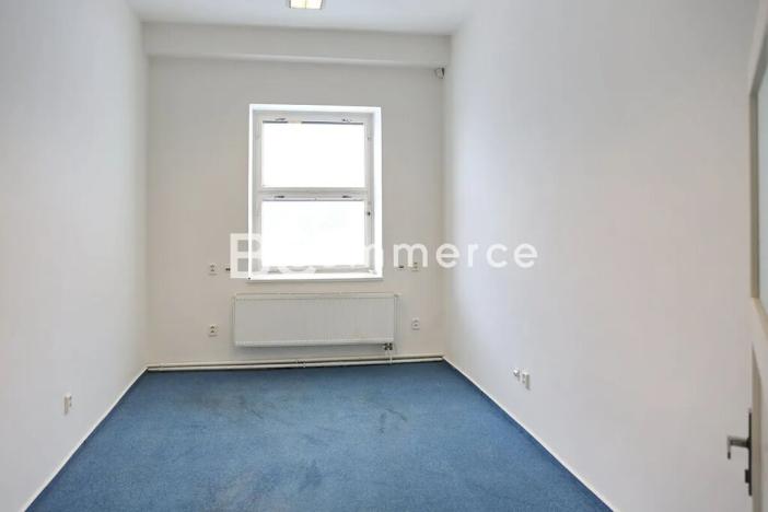 Pronájem kanceláře, Modřice, Masarykova, 510 m2