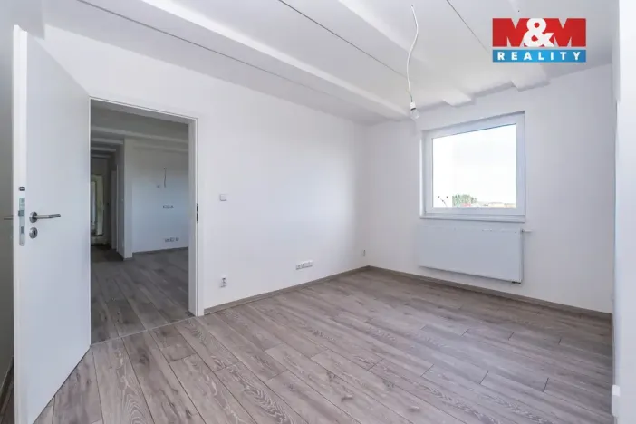 Prodej bytu 2+kk, Znojmo, 289 m2